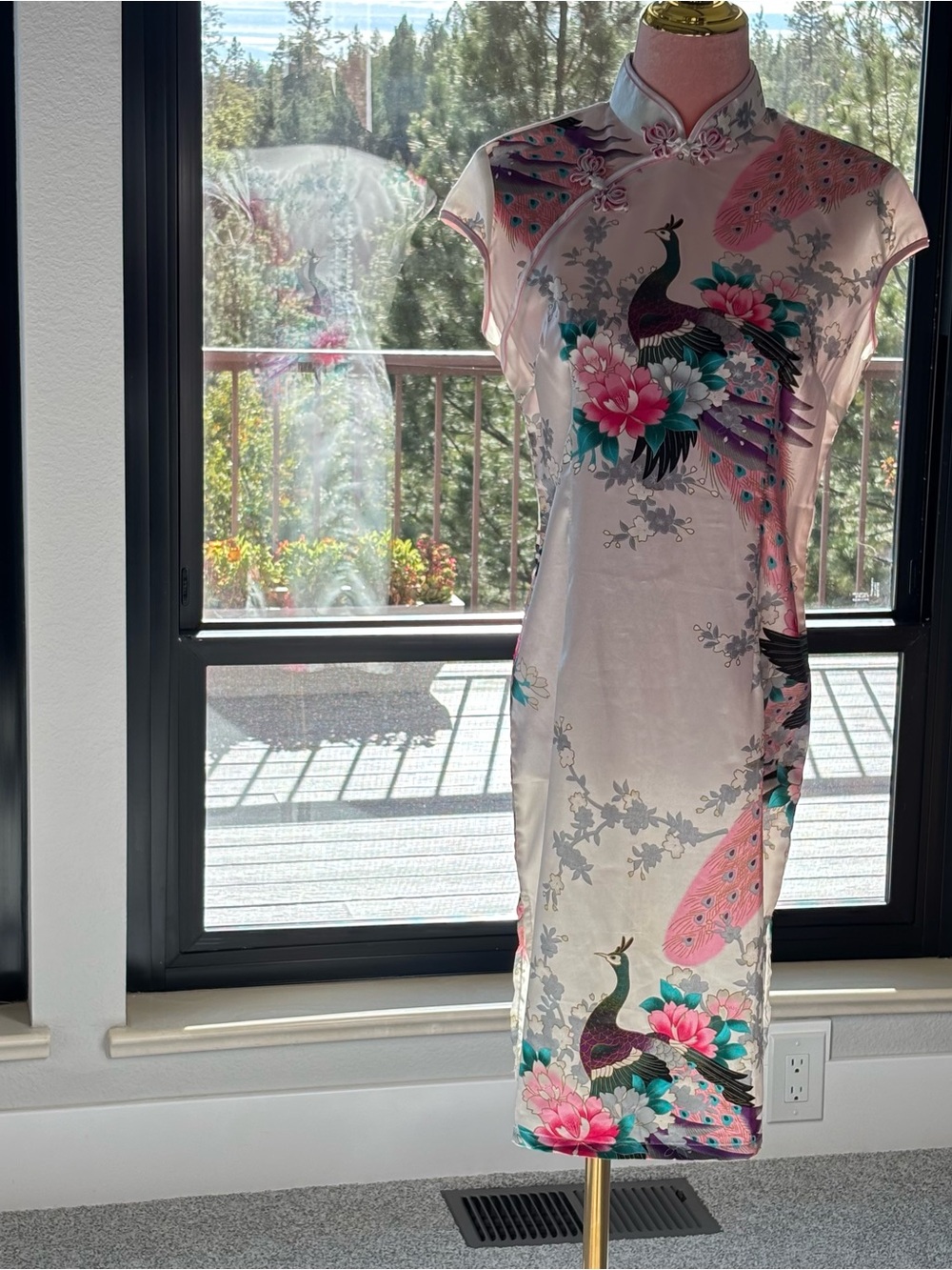 Tian Bao Gong Peacock Cheongsam Qipao Floral Satin Dress Mandarin Collar